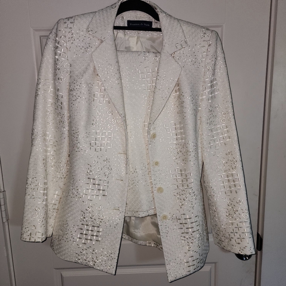 Preston and York Dress Suit  size 8
